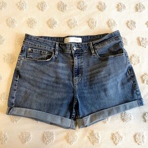 Signature by Levi Strauss Gold Women's Mid-Rise Shorts | Size 12